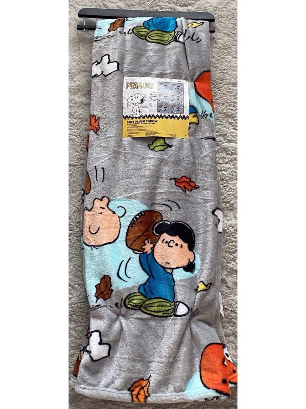 Peanuts Snoopy Charlie Brown Lucy Woodstock Fall Football Throw Blanket 50”x70”